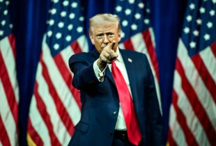 Трамп підтвердив удари по Ірану: Ми повністю знищимо їхній флот і ракетну промисловість