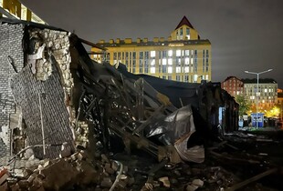 росія атакувала Київ балістикою і дронами: одна людина загинула, є руйнування